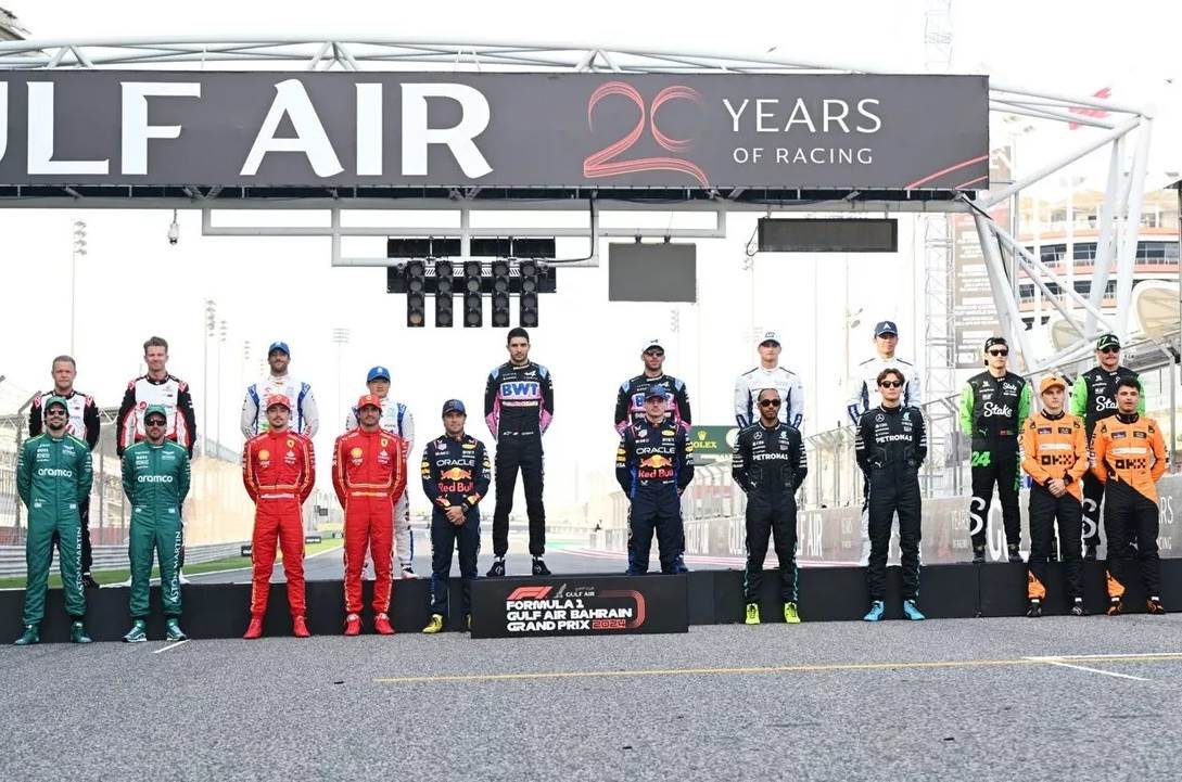 لقطة_تذكارية_لمتسابقى_البطولة_ببداية_الموسم