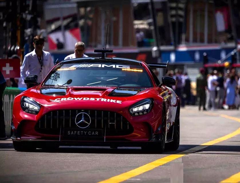 سيارة_الأمان_سجلت_حضورها_بسباق_موناكو_هذا_العام