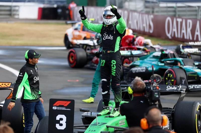 هالكينبرج_إحتفل_بأولى_منصاته_فى_مسيرة_الفورمولا_1