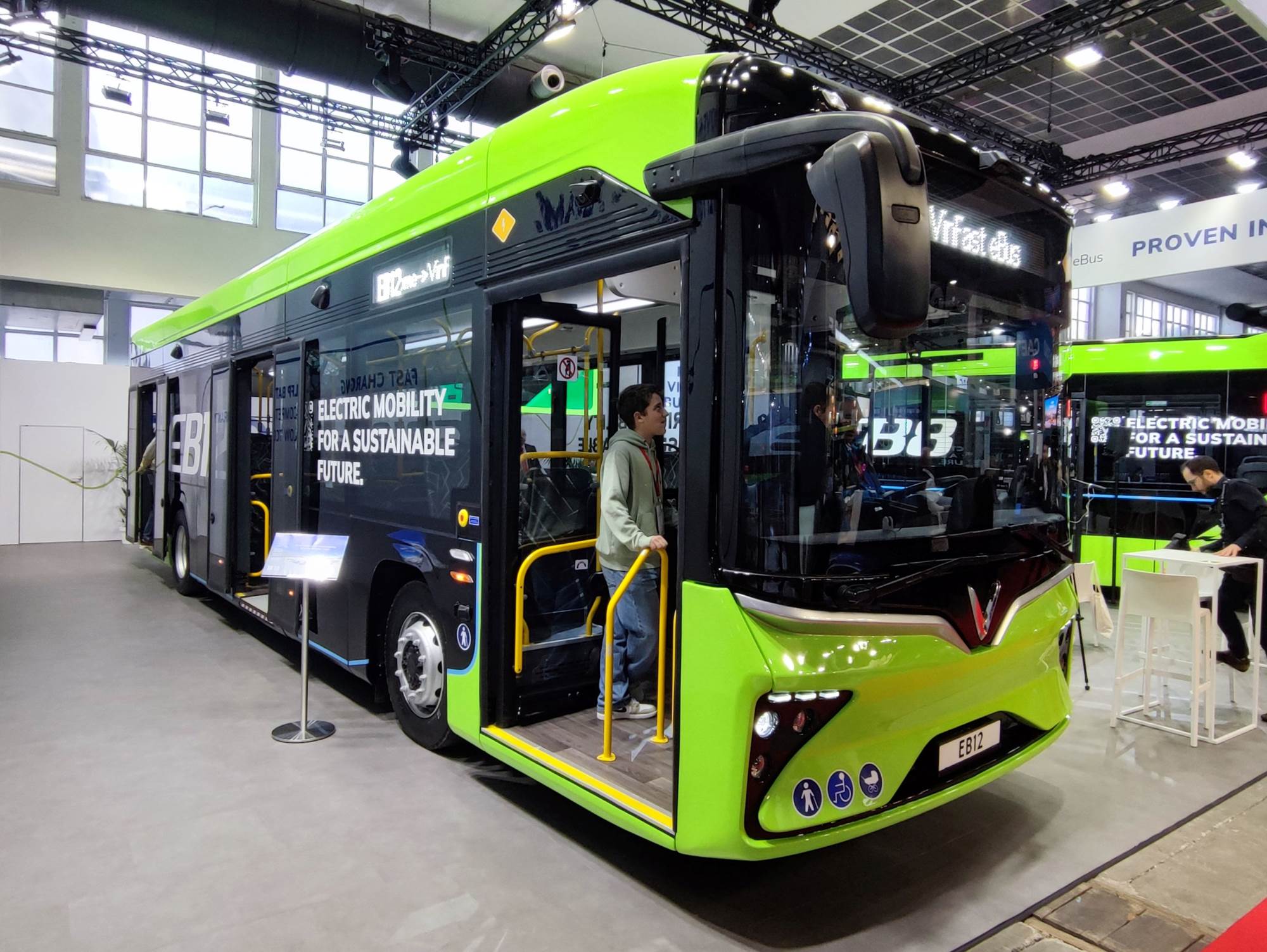 خطوة_قوية_من_فينفاست_الفيتنامية_بالدخول_لقطاع_الباصات_الكهربائية_result