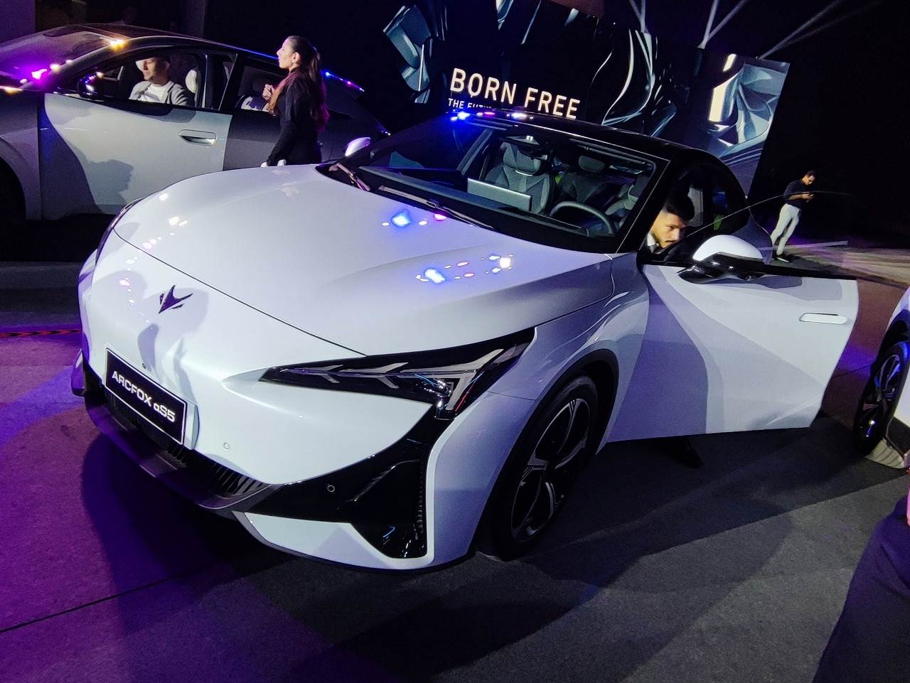 WhatsApp_Image_2025-10-30_at_11_25_50_AM_(1)