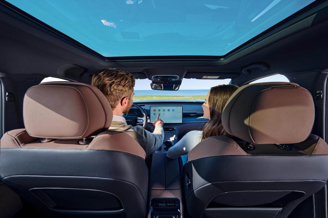 WhatsApp_Image_2025-12-07_at_1_28_05_PM