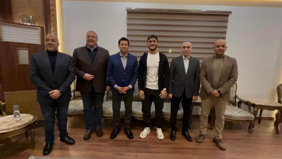 عودة “الصقر مصطفي حسين ” إلى أرض الوطن… ضربة معلّم من وزير الرياضة