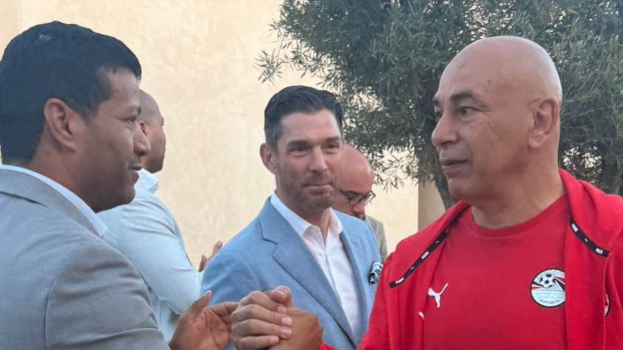 ممر شرفي ومشاعر استثنائية.. أغادير تودّع بعثة المنتخب قبل مواجهة السنغال