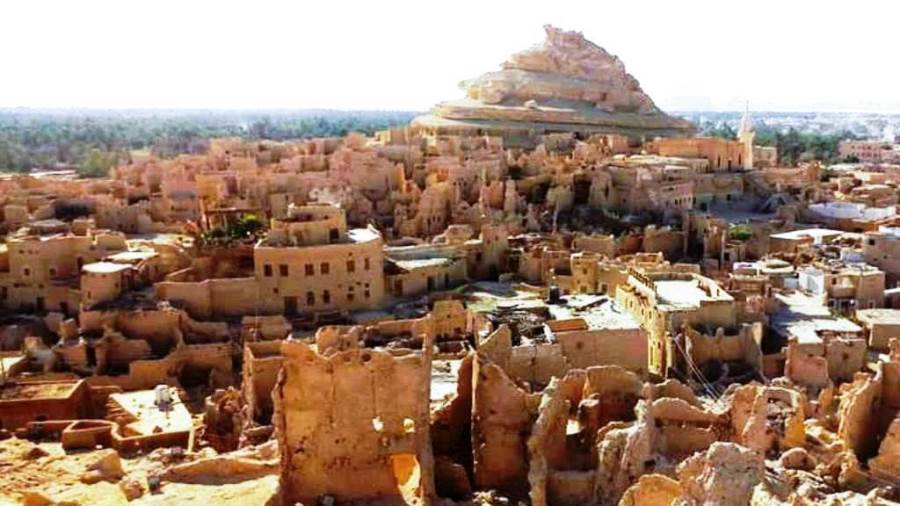 سيوة تحتفل بانطلاق موسم السياحة الشتوية