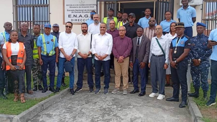 مصر للطيران للصيانة والأعمال الفنية تبحث تعزيز التعاون الاستراتيجي مع غينيا الاستوائية 