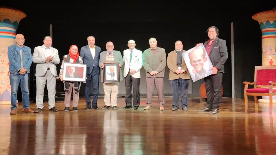 المركز الروسي وجمعية الكاريكاتير يحتفيان بمحمد صبحي بمعرض دولي مميز