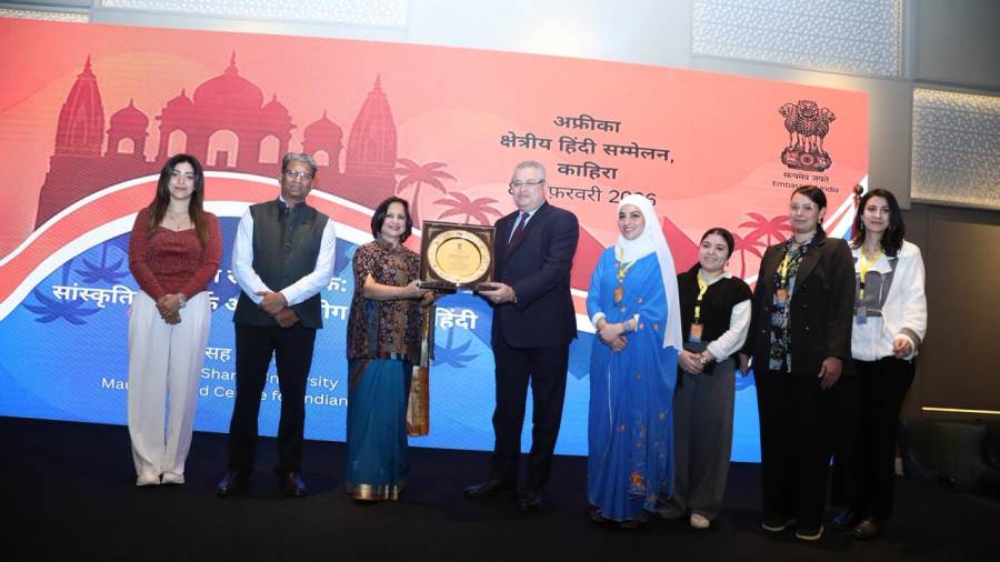 نجاح المؤتمر الإقليمي الإفريقي للغة الهندية في القاهرة