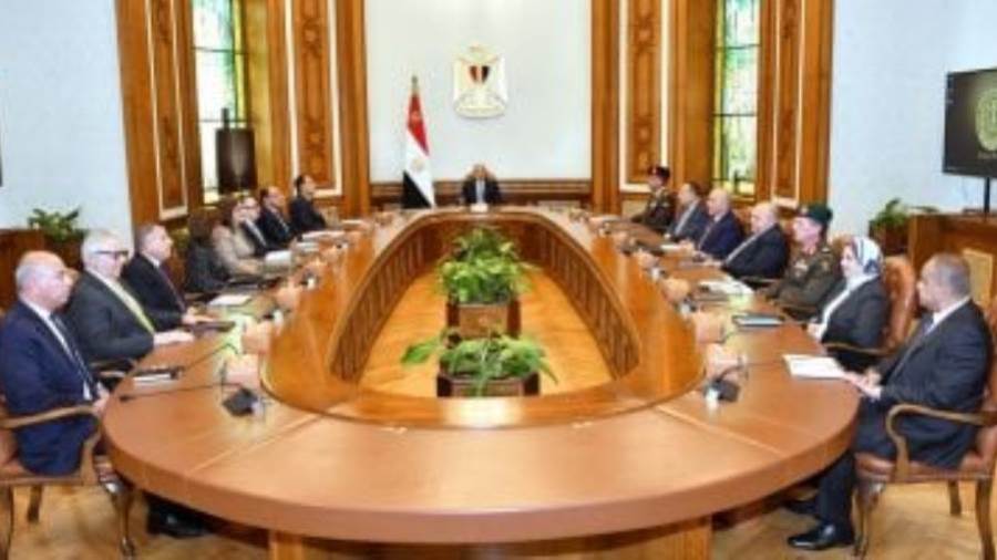 الرئيس السيسى يجتمع مع مجلس أمناء الأكاديمية الوطنية لتدريب وتأهيل الشباب