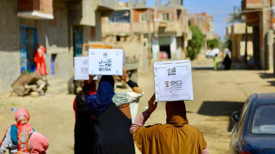 «صناع الخير» توزع 23 ألف «كرتونة ووجبة» على 4 محافظات فى الأسبوع الأول من رمضان