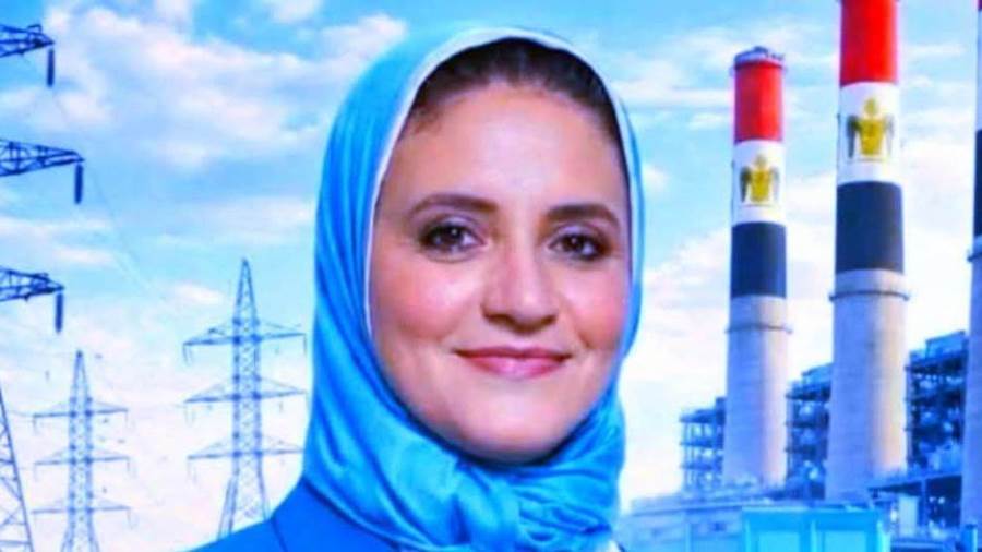 المهندس حاتم الجوهري ينهئ المهندسة مني رزق علي فوزها بعضوية مجلس إدارة مكمل شعبة كهرباء بنقابة المهندسين