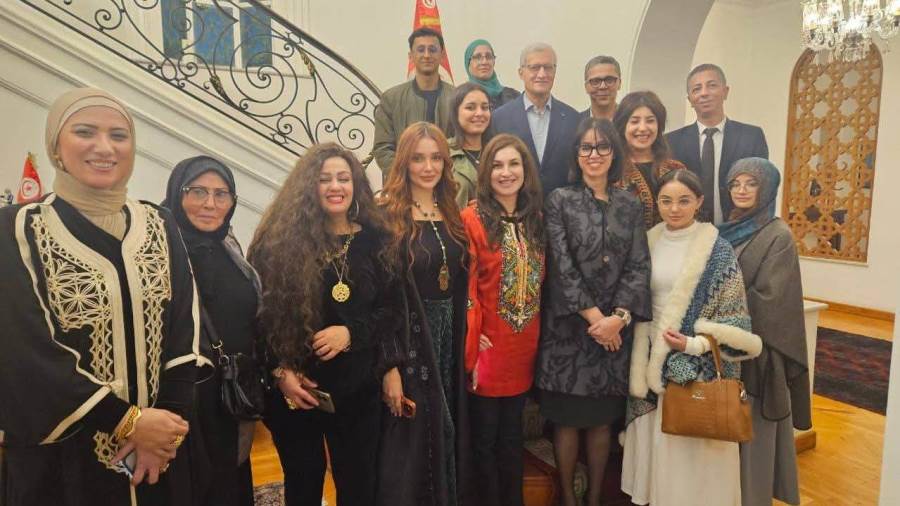 د. ضحى الشويخ تستضيف أبناء الجالية التونسية في إفطار رمضاني بالقاهرة