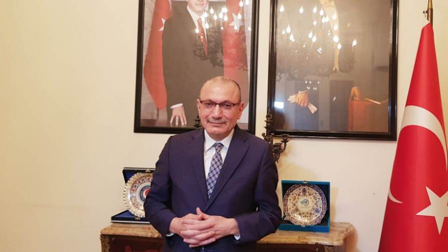 صالح موطلو شن يقيم مأدبة إفطار العائلات المصرية في سفارة تركيا بالقاهرة