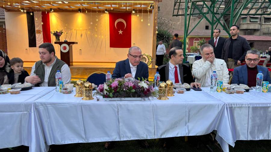 سفير تركيا بالقاهرة صالح موطلو شن يستضيف برنامج إفطار بمناسبة ليلة القدر ويؤكد التضامن مع الشعب المصري ودعم غزة