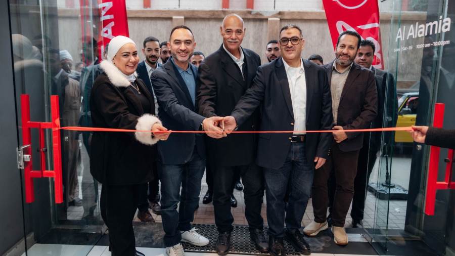 نيسان مصر تعيد افتتاح صالة عرض "العالمية للتجارة" Al Alamia for Trading في جناكليس بالإسكندرية بعد تجديدها