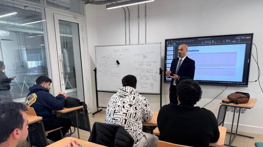 بنك التنمية الصناعية IDB يواصل جهوده لتعزيز الشمول المالي بفعاليات ميدانية بالإسكندرية وبرج العرب