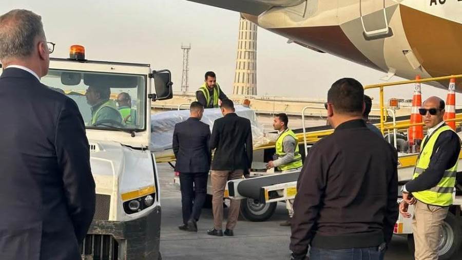 وصول جثمان مهندس مصري ضحية القصف الإيراني للإمارات