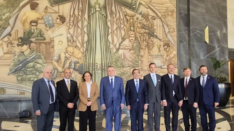 وفد من الدوما الروسي يبحث تعزيز التعاون في قطاع الطاقة مع البرلمان بالقاهرة