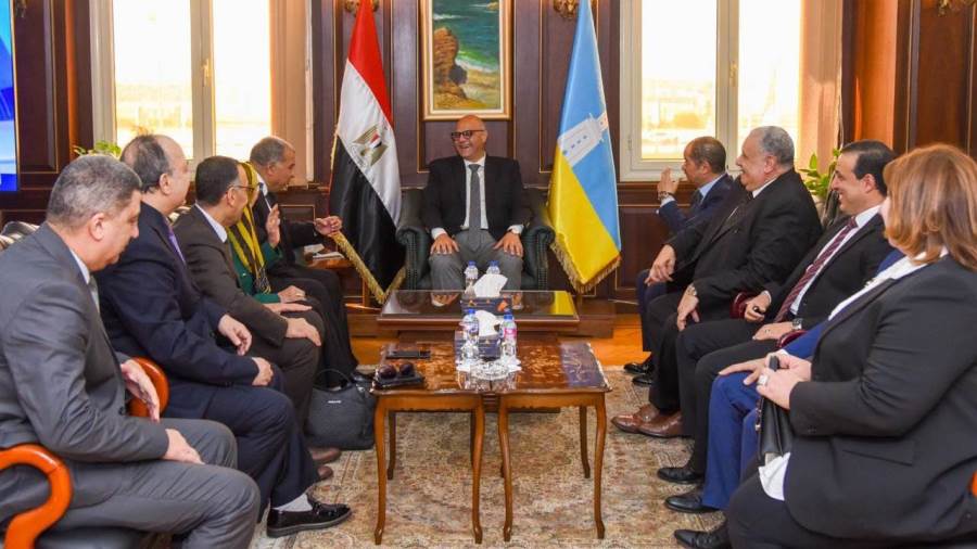محافظ الإسكندرية يستقبل نائب رئيس هيئة قضايا الدولة لبحث تعزيز التعاون القانوني