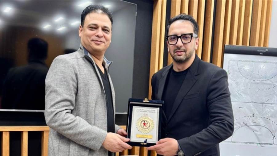 السفير المصري في سلوفاكيا يزور بعثة منتخب اليد 2008 ويشيد بالأداء العالمي