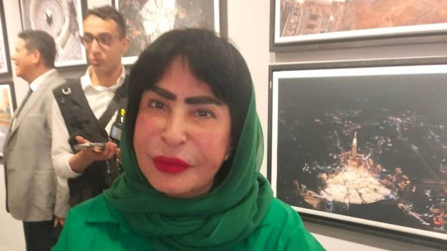 الشاعرة “جوهرة الصحراء”: معرض “أطياف الحرمين” تجربة بصرية تنقل روحانية المكان إلى القلب قبل العين