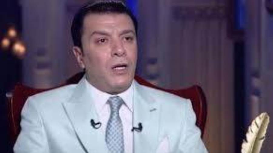 مصطفى كامل: حضور عزاء هانى شاكر متاح بدون QR Code