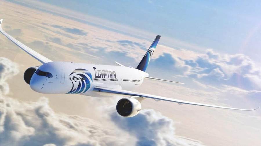 مصر للطيران تطلق جسرا جويا لعودة ضيوف الرحمن لأرض الوطن 
