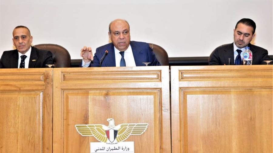 سلطة الطيران المدني تنظم الاجتماع الثاني للجنة القومية لمكافحة مخاطر الطيور والحياة البرية