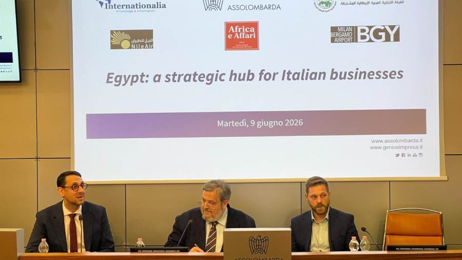 "النيل للطيران" تستعرض نجاحات الربط الجوي بين مصر وإيطاليا خلال مؤتمر الأعمال الدولي في ميلانو