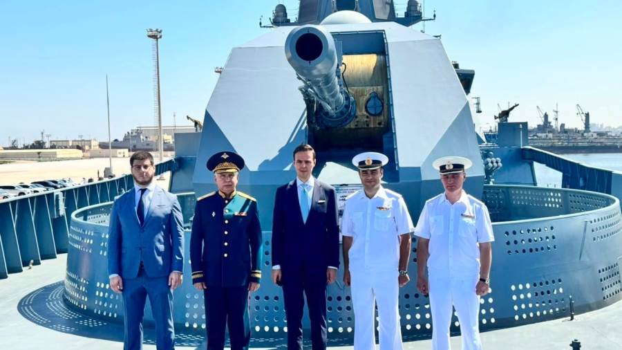 الفرقاطة الروسية "الأدميرال كاساتونوف" تزور الإسكندرية في إطار التعاون العسكري بين مصر وروسيا