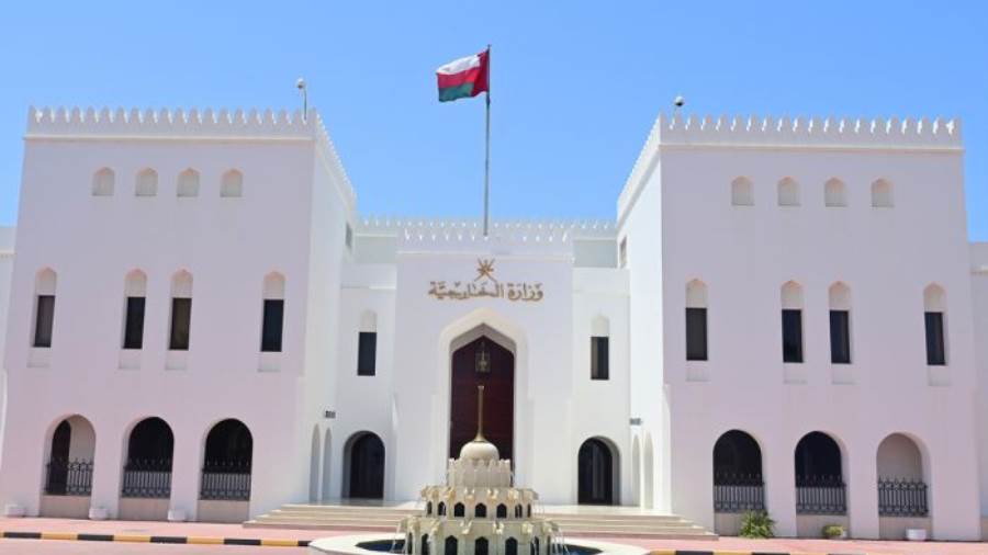 سلطنةُ عُمان تُدين وتستنكر المُخطّطات الإرهابيّة التي استهدفت أمن المملكة المغربيّة