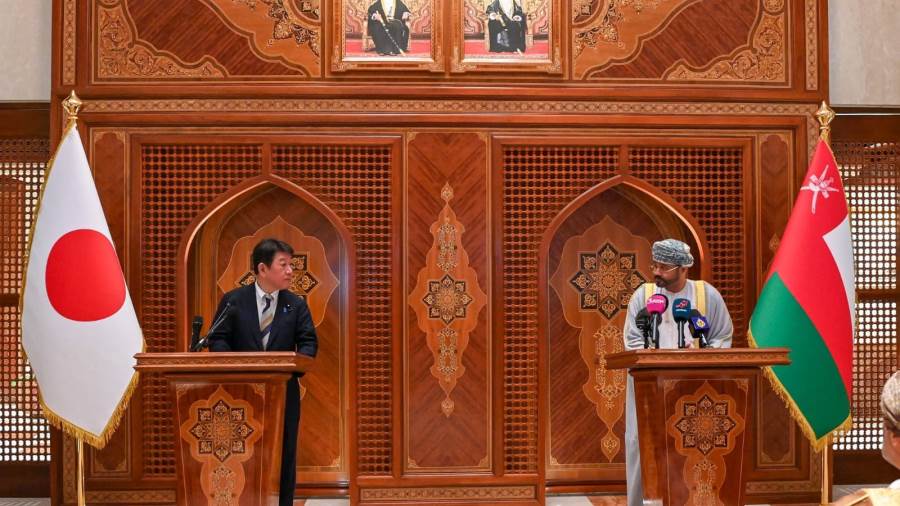 وزير الخارجية العماني تحقيق الأمن المستدام في مضيق هرمز يتطلب إحلال السلام الدائم بالمنطقة