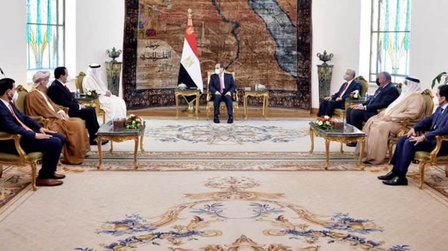 علاء عابد: صورة تجمعني بالرئيس السيسي شرف عظيم.. وإنجازاته ستُسطر بحروف من ذهب