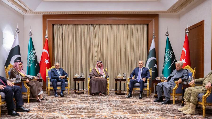 وزير الدفاع السعودي: تفعيل الردع الجماعي لحلف مكة ضد الاعتداءات على المقدسات