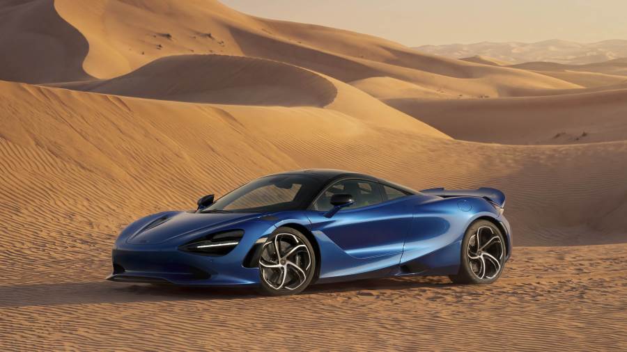 طراز 750S من مكلارين يختتم عقداً من التميّز في عالم السيارات الخارقة