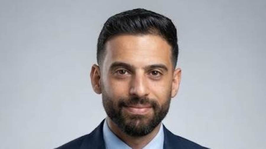 باهر عبدالعزيز: تثبيت الفائدة الأقرب في اجتماع «المركزي» المقبل والرفع مرهون بعودة التضخم
