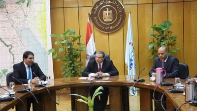 الخبراء يؤيدون قرار الوزراء رفع الدعم عن الأغنياء