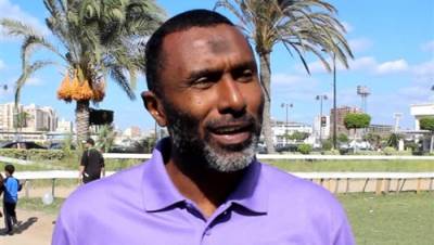 النجم المخضرم أحمد الكأس