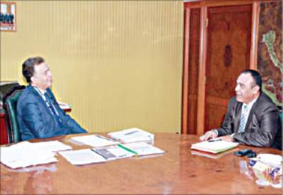 الدكتور هشام عرفات وزير النقل فى حوار خاص لـ«السوق العربية»:  أتابع التطوير والتحديث لهيئة السلامة البحرية لأنه سيكون لها دور كبير فى الخارج بعد إعمار ليبيا