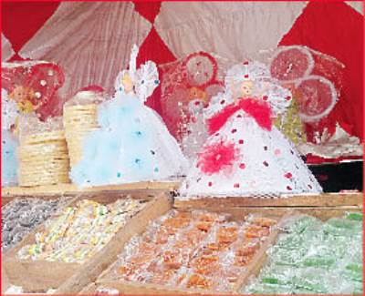 تراجع شراء حلوى المولد حدادًا على شهداء مسجد الروضة