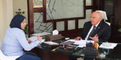  نقيب المعلمين: النهوض بالتعليم لن يتحقق إلا بتدريب المعلم بشكل أفضل وزيادة الرواتب