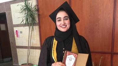 موقع "السوق العربية" يتقدم بأرق التهاني لـ"نورهان محمد" لحصولها علي بكالوريوس التجارة بدرجة الامتياز