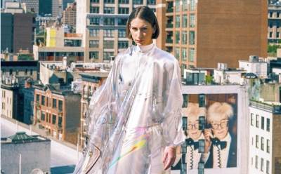 9500 دولار لأول فستان رقمي