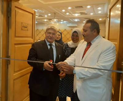 معرض فن تشكيلي ومناقشة كتاب "الإرهاب في ضوء المسئولية المدنية" بمكتبة القاهرة 