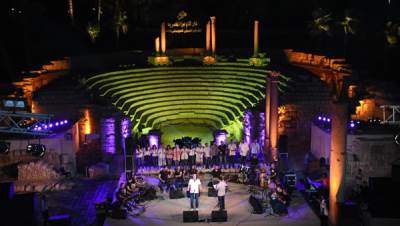 وزير الثقافة تشهد انطلاق فعاليات مهرجان الأوبرا بالمسرح الرومانى فى الإسكندرية