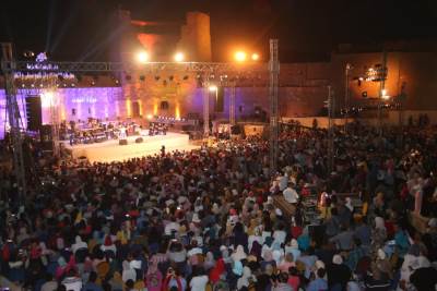 وزير الثقافة تتابع تدفق انهار الإبداع فى قلعة صلاح الدين