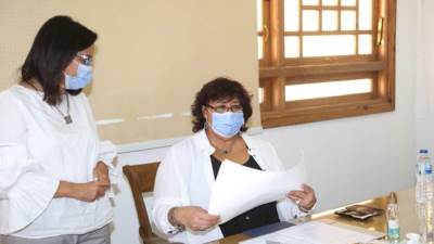 وزيرة الثقافة تتسلم شهادة تسجيل منظمة اليونسكو للنخلة بالقائمة التمثيلية للتراث الإنساني 