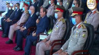 السيسي لخريجى الكليات العسكرية: مهمة حماية الوطن وترابه أمر شريف وعظيم