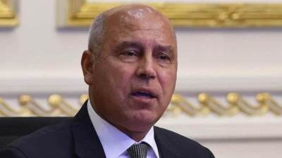 «السيسى» يدمر «خط برليف الإهمال» فى الموانئ المصرية.. ويعبر بها إلى «الضفة الذهبية»