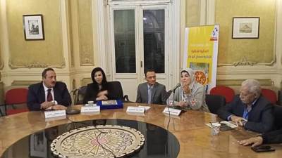 مائدة مستديرة لمناقشة قصة "الدائرة الحائرة" بمكتبة القاهرة الكبرى 